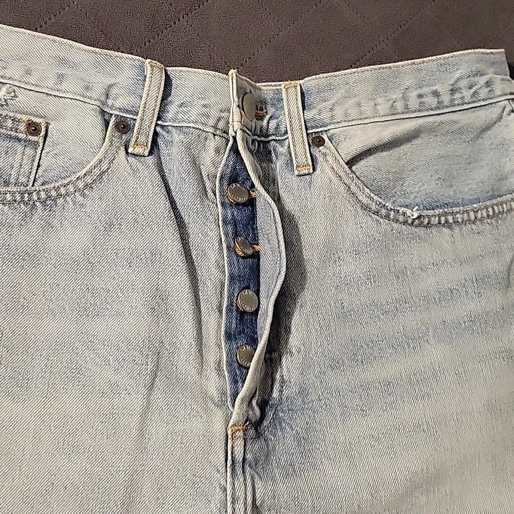 Denim Forum short - Picture 3 of 10